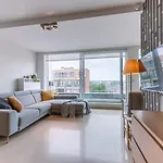 Casiola - Charming Near The With Balcony Apartamento De Panne