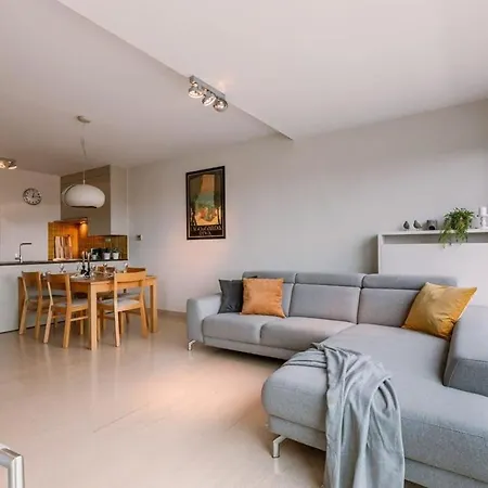 Apartman Casiola - Charming Near The With Balcony