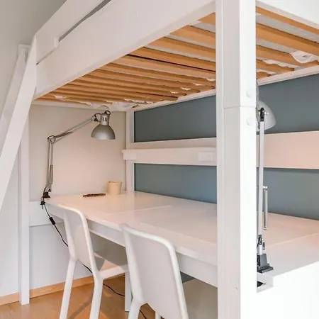 Appartement Huswell - Charming Near The With Balcony *