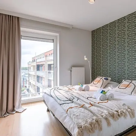 Casiola - Charming Near The With Balcony