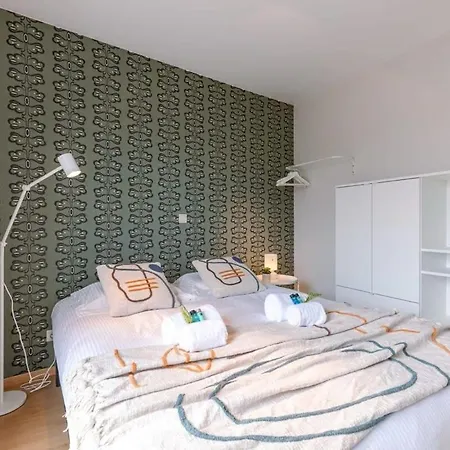 Casiola - Charming Near The With Balcony *