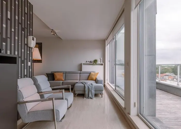 Huswell - Charming Near The With Balcony Апартаменты Де Панбархат