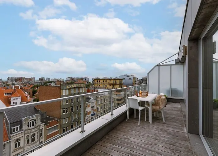 Appartement Huswell - Charming Near The With Balcony