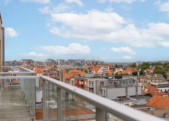 Huswell - Charming Near The With Balcony Appartement *