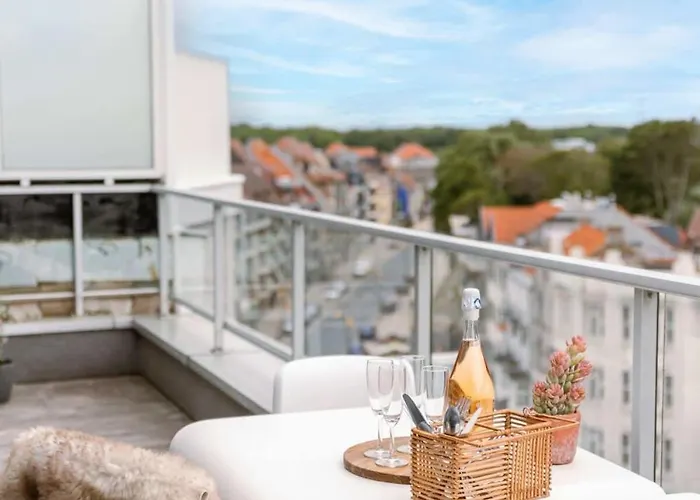 Huswell - Charming Near The With Balcony De Panne